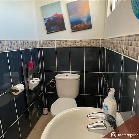 Penthouse Mit Jacuzzi, Meer- & Bergblick كوستا تاغيسي