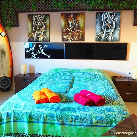 Penthouse Mit Jacuzzi, Meer- & Bergblick * كوستا تاغيسي