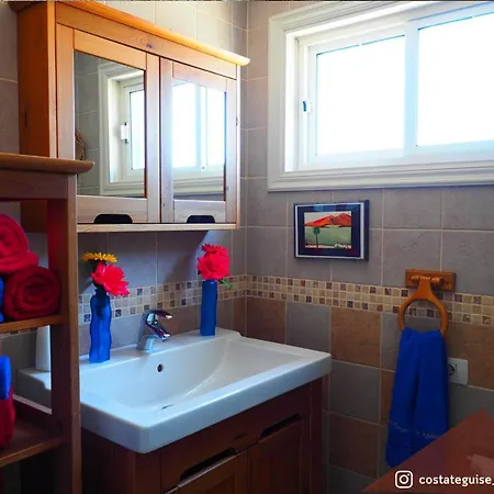 Penthouse Mit Jacuzzi, Meer- & Bergblick 아파트 *